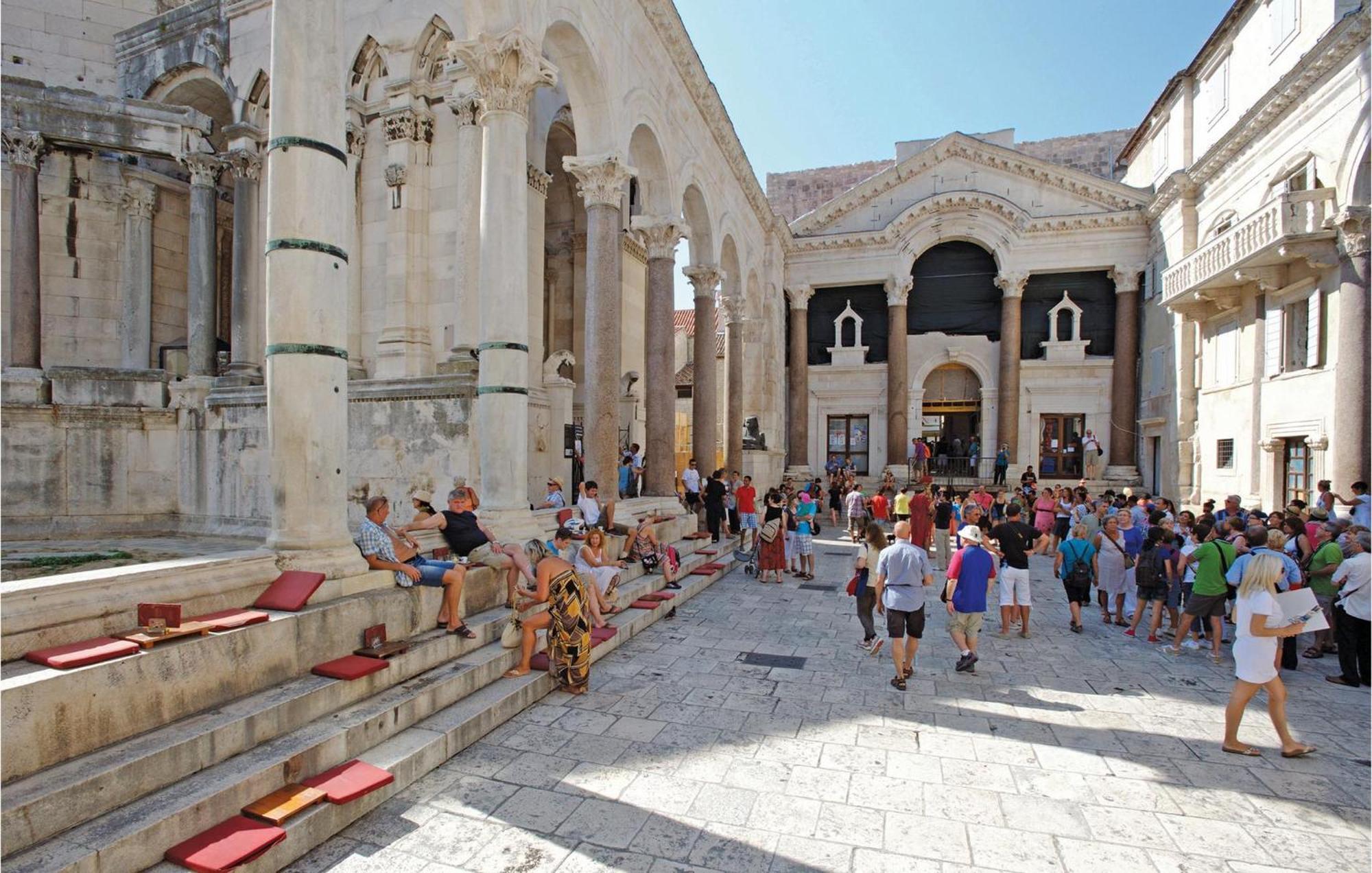Lovely Apartment In Split With Wifi Dış mekan fotoğraf